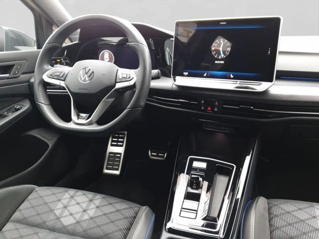 Volkswagen Golf 1.5 eTSI DSG R-Line