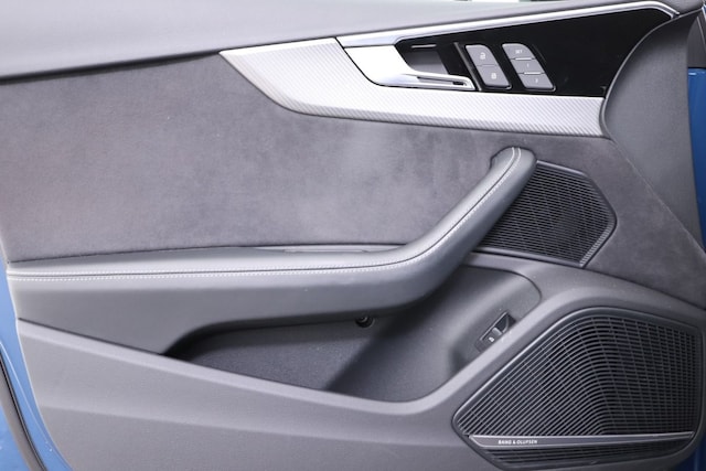 Audi RS4 Avant Quattro