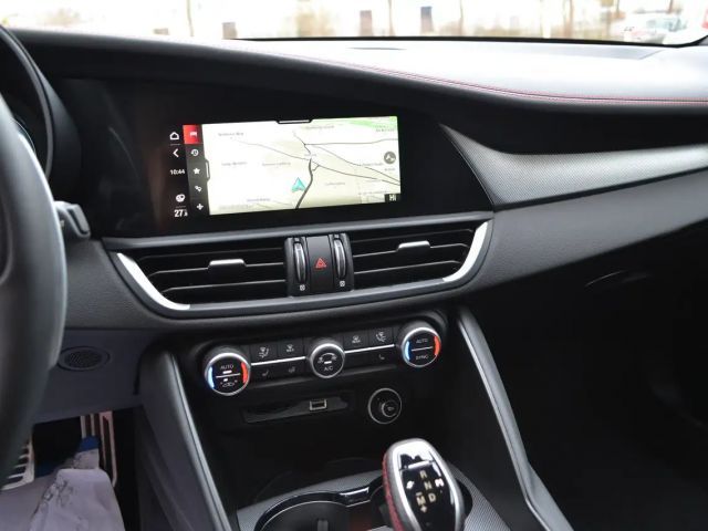 Alfa Romeo Giulia Q4