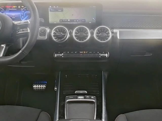 Mercedes-Benz EQB 250 AMG Line