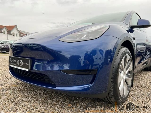 Tesla Model Y RWD
