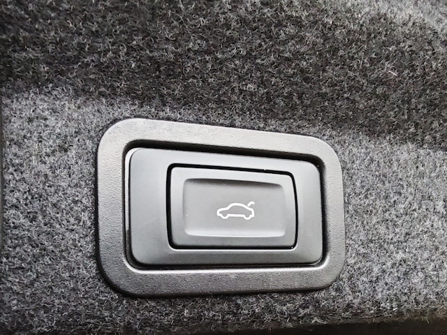 Audi A6 40 TDI S-Tronic Sedan