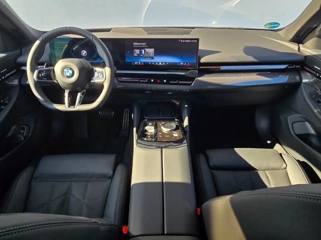 BMW 520 520d M-Sport Touring