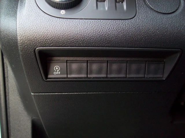 Opel Combo E 1.2 Cargo XL Holzboden Anhängerkupplung