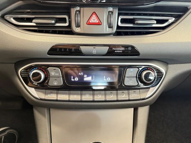 Hyundai i30 Hybrid Prime