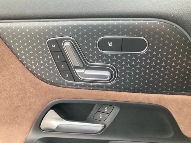 Mercedes-Benz GLA 220 4MATIC AMG Line