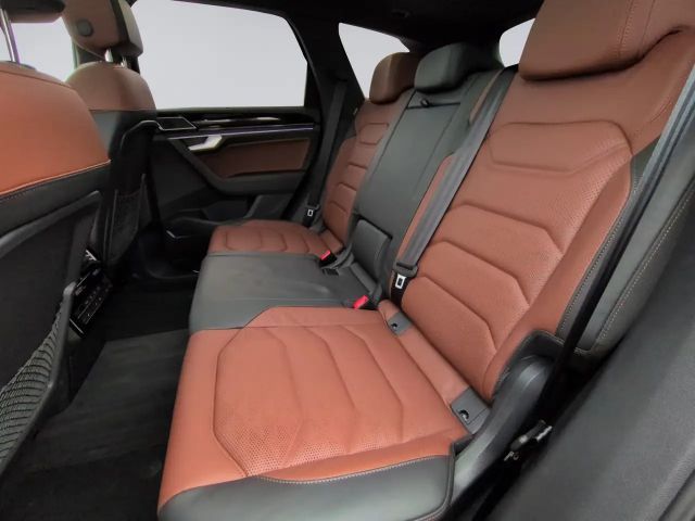 Volkswagen Touareg 3.0 V6 TSI R-Line