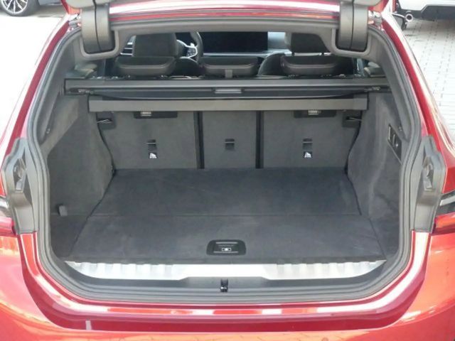 BMW 330 330e Touring xDrive