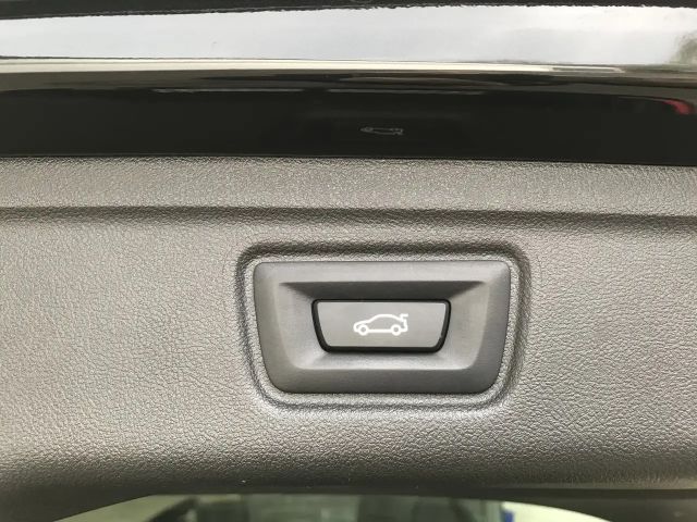 BMW 320 320d M-Sport xDrive