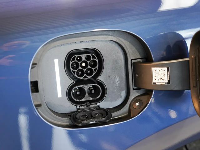 Mercedes-Benz EQE 300 Electric Art Sedan