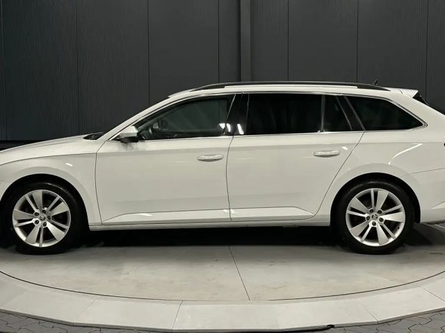 Skoda Superb 4x4 Ambition Combi