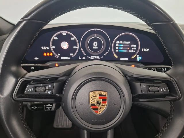 Porsche Taycan 4S