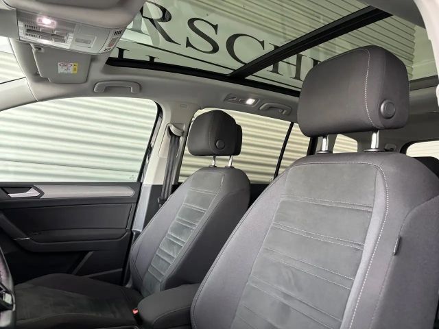 Volkswagen Touran DSG