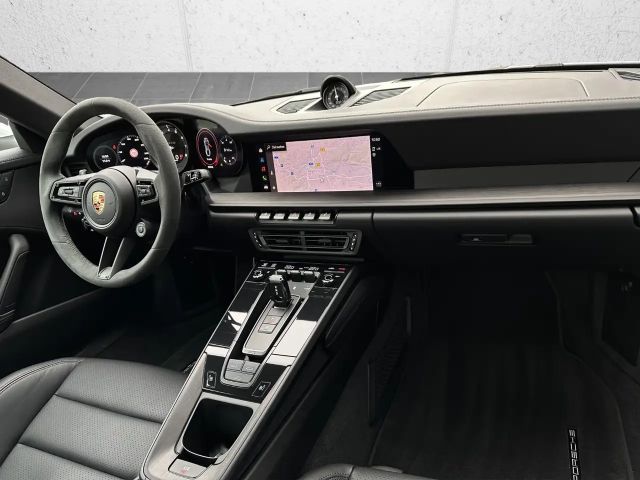 Porsche 992 Carrera Coupé GTS