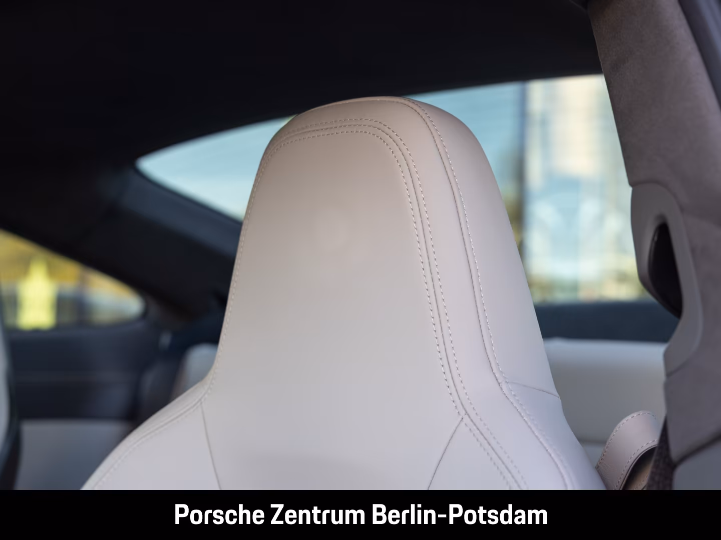 Porsche 911 4S 992 Carrera