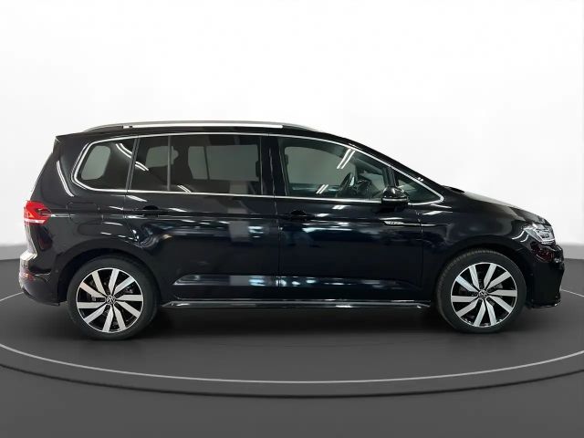 Volkswagen Touran 1.5 TSI R-Line