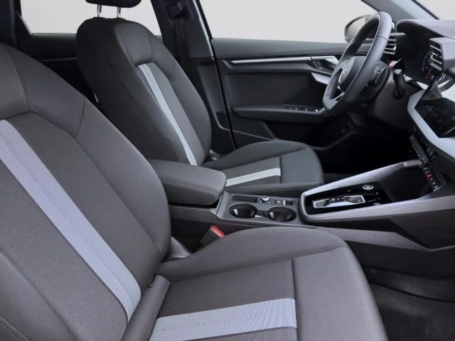 Audi A3 30 TFSI Sedan Sportback