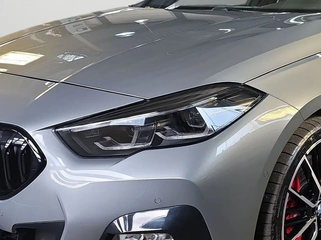 BMW 220 220i Coupé M-Sport xDrive