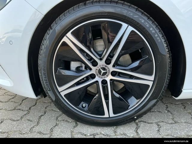 Mercedes-Benz B 180 Progressive