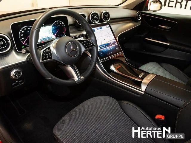 Mercedes-Benz C 180 AVANTGARDE Sedan