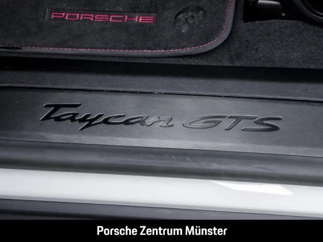 Porsche Taycan GTS Sport Turismo