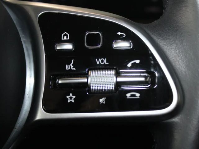 Mercedes-Benz CLA 180 Shooting Brake