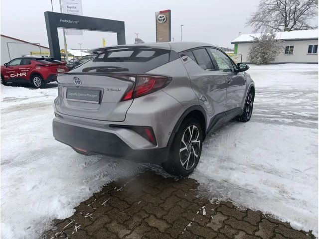 Toyota C-HR Hybride Team D