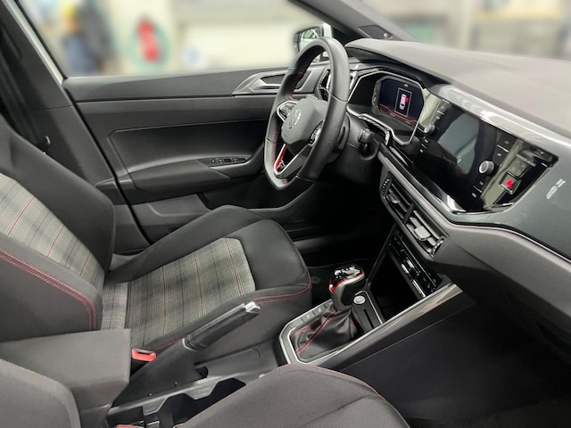 Volkswagen Polo 2.0 TSI DSG GTI IQ.Drive
