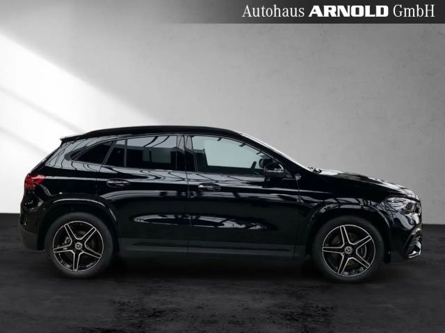 Mercedes-Benz GLA 200 AMG Line
