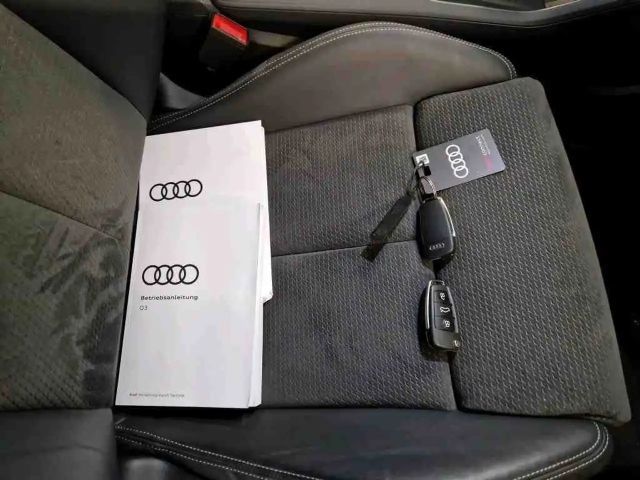 Audi Q3 35 TDI S-Line