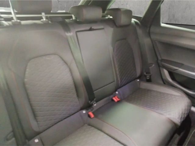 Seat Leon 2.0 TDI Black FR-lijn Sportstourer