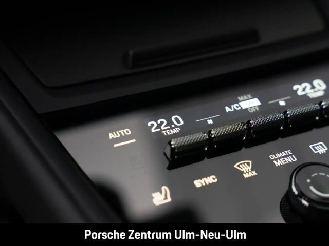 Porsche Macan Surround View BOSE Luftfederung 21-Zoll