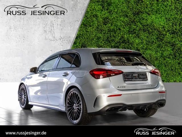 Mercedes-Benz A 220 4MATIC AMG Line