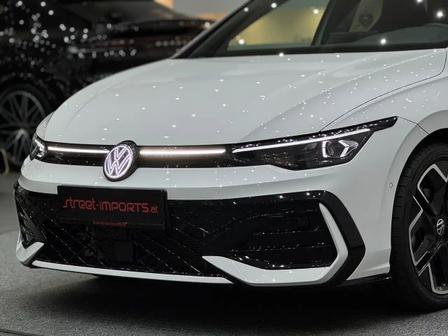 Volkswagen Golf 1.5 TSI R-Line