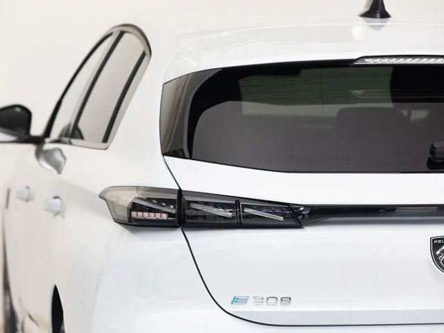 Peugeot E-308 GT-Line