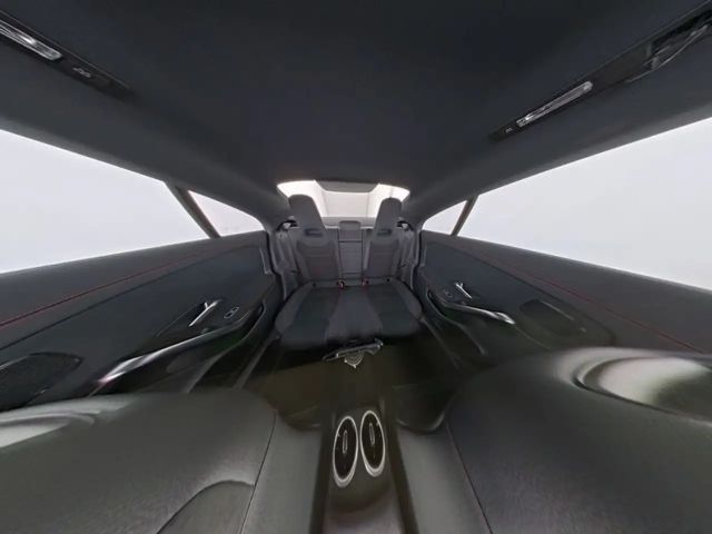 Mercedes-Benz CLA 200 AMG Line Coupé