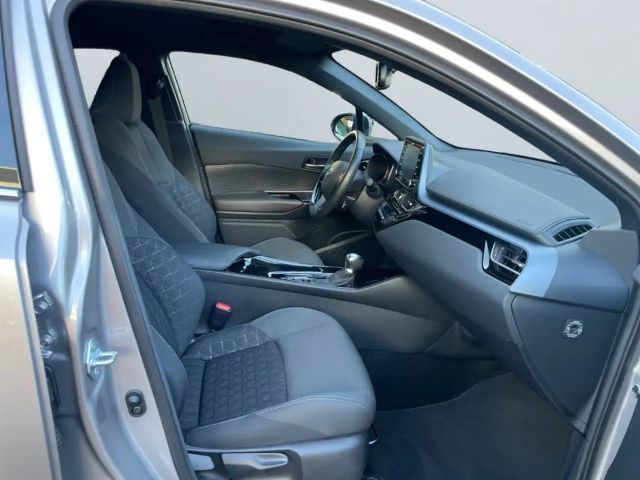 Toyota C-HR Hybride Team D