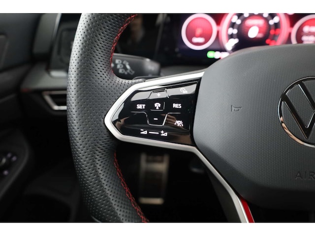 Volkswagen Golf 2.0 TSI