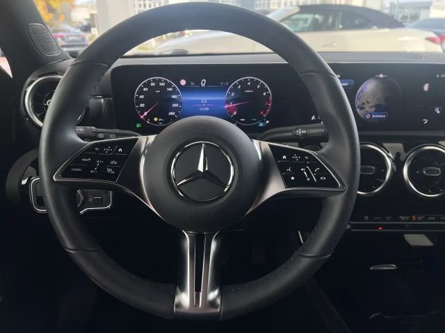 Mercedes-Benz A 180 Progressive