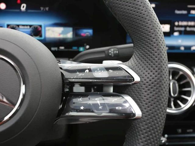 Mercedes-Benz GLA 200 AMG Line