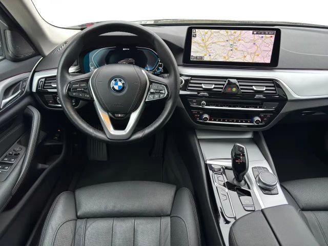BMW 530 530e Touring