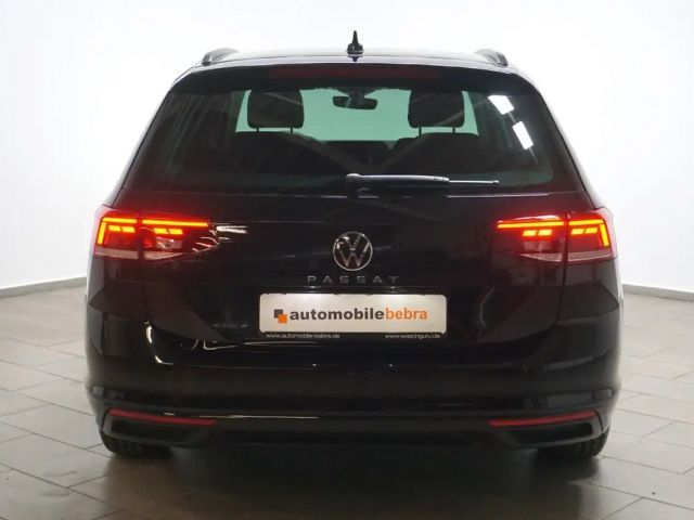 Volkswagen Passat Business DSG