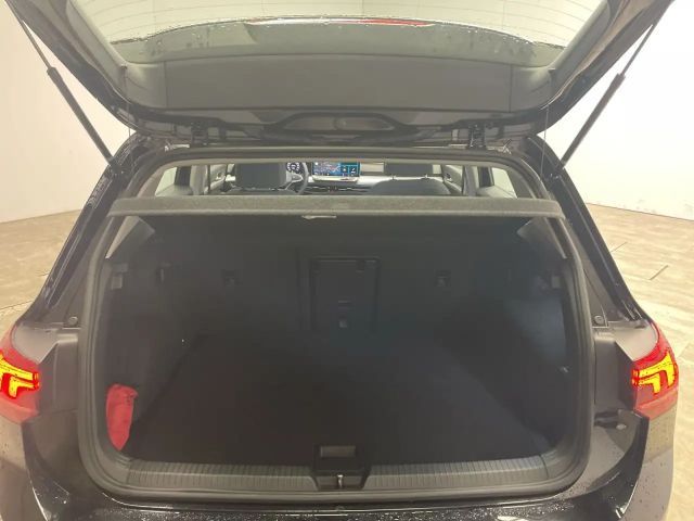 Volkswagen Golf 1.5 TSI Golf VIII Life