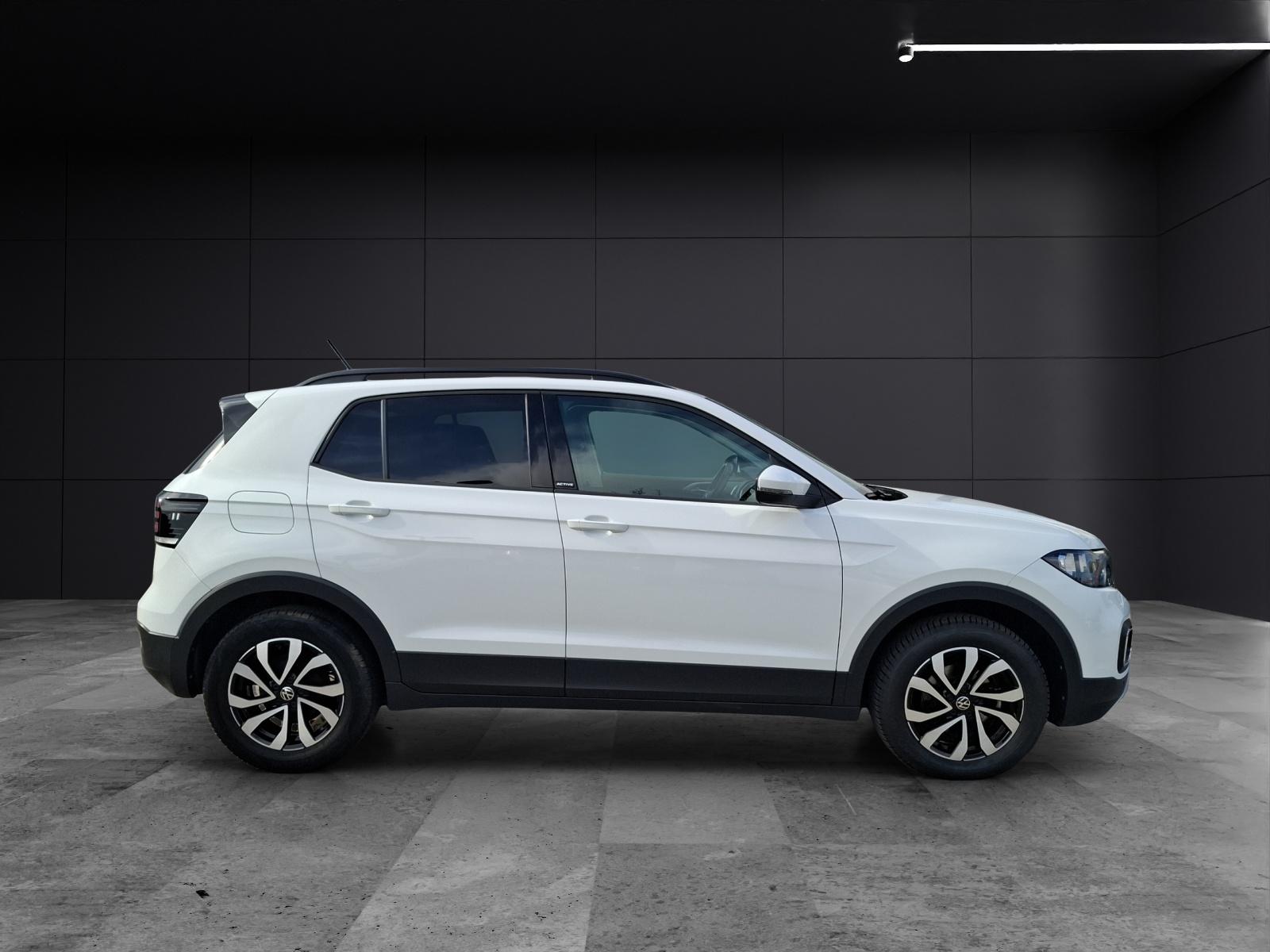 Volkswagen T-Cross TSI Active Navi ACC PDC SH LM