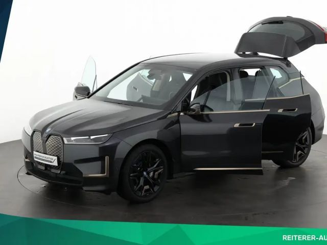 BMW iX xDrive40