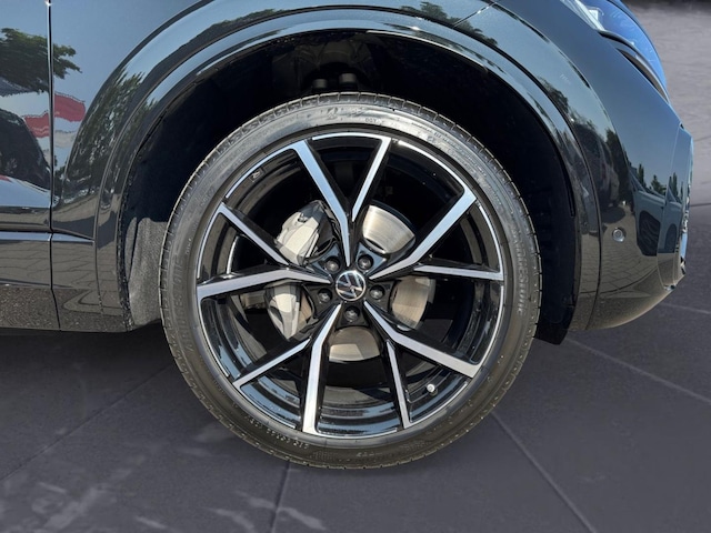 Volkswagen Touareg 4Motion R-Line