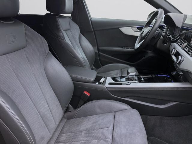 Audi A4 40 TDI Avant S-Line S-Tronic