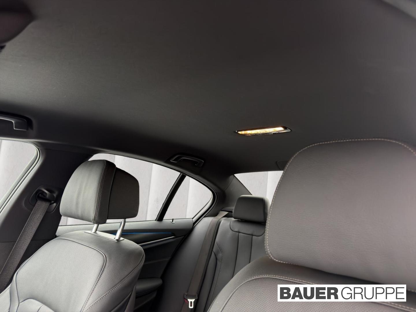 BMW 545 545e M-Sport Sedan xDrive