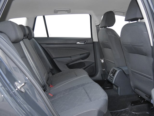 Volkswagen Golf Life Variant