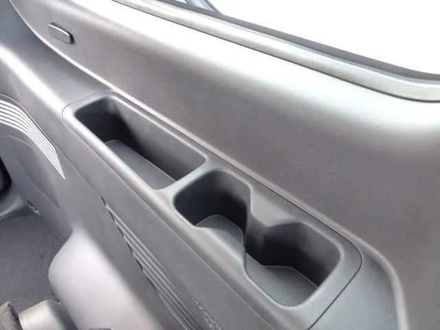 Hyundai Staria Trend